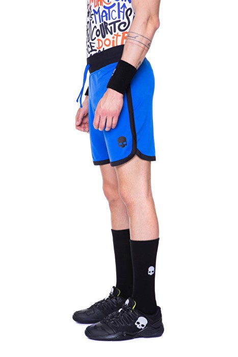 Short tech bluette